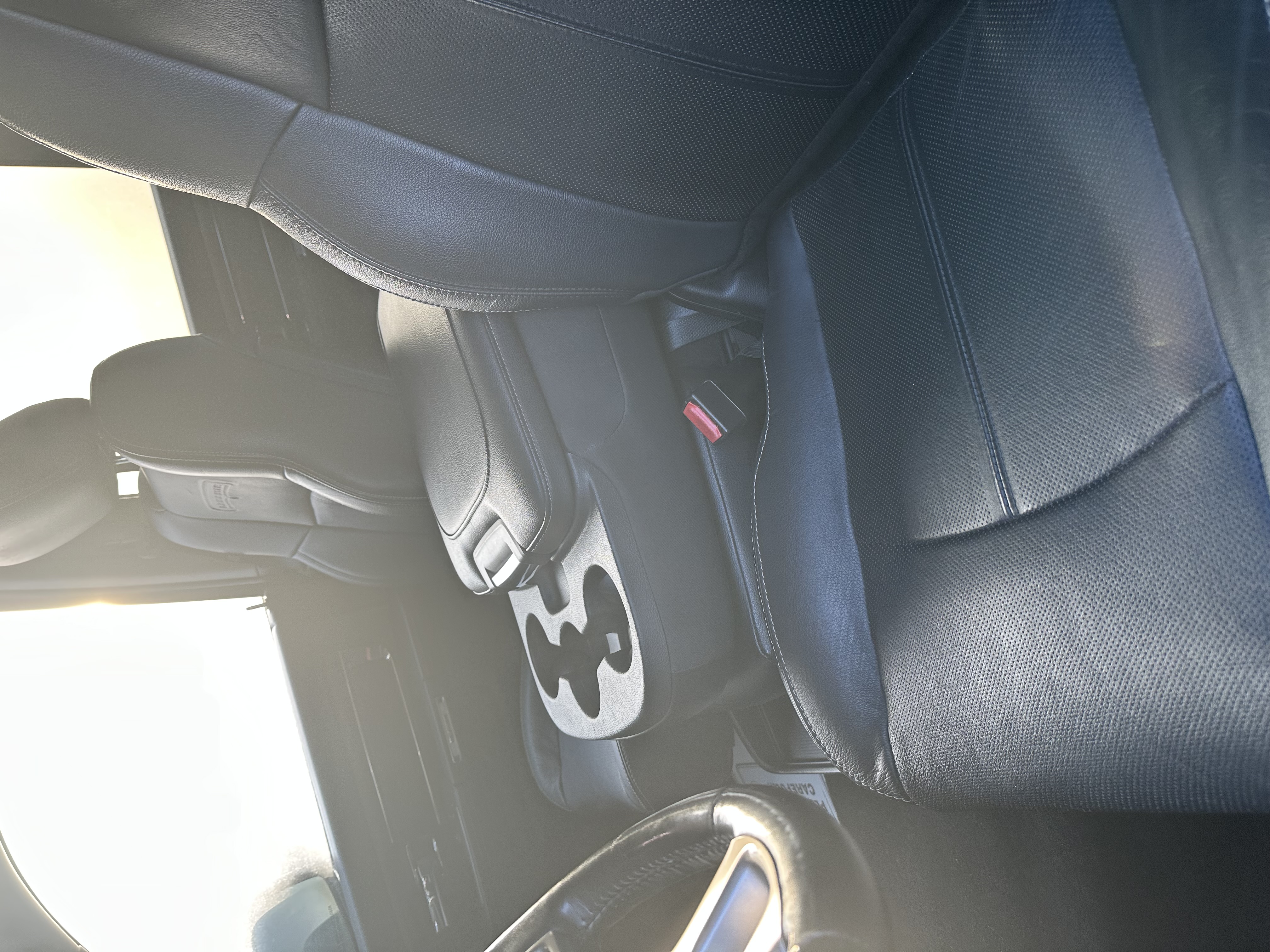 Used 2019 RAM 1500 Laramie RWD image 16