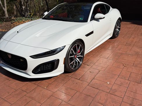 Used 2023 Jaguar F-TYPE R image 6