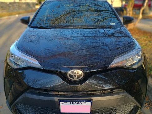 Used 2020 Toyota C-HR image 10
