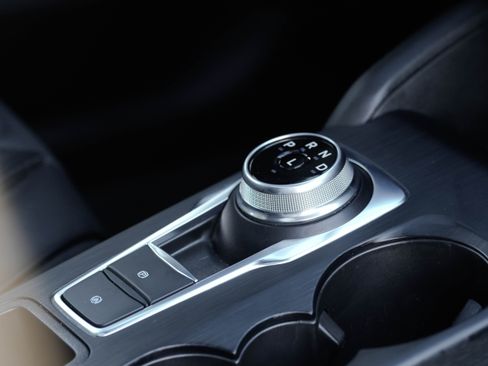 Used 2024 Ford Escape ST-Line Elite w/ Premium Technology Package image 10