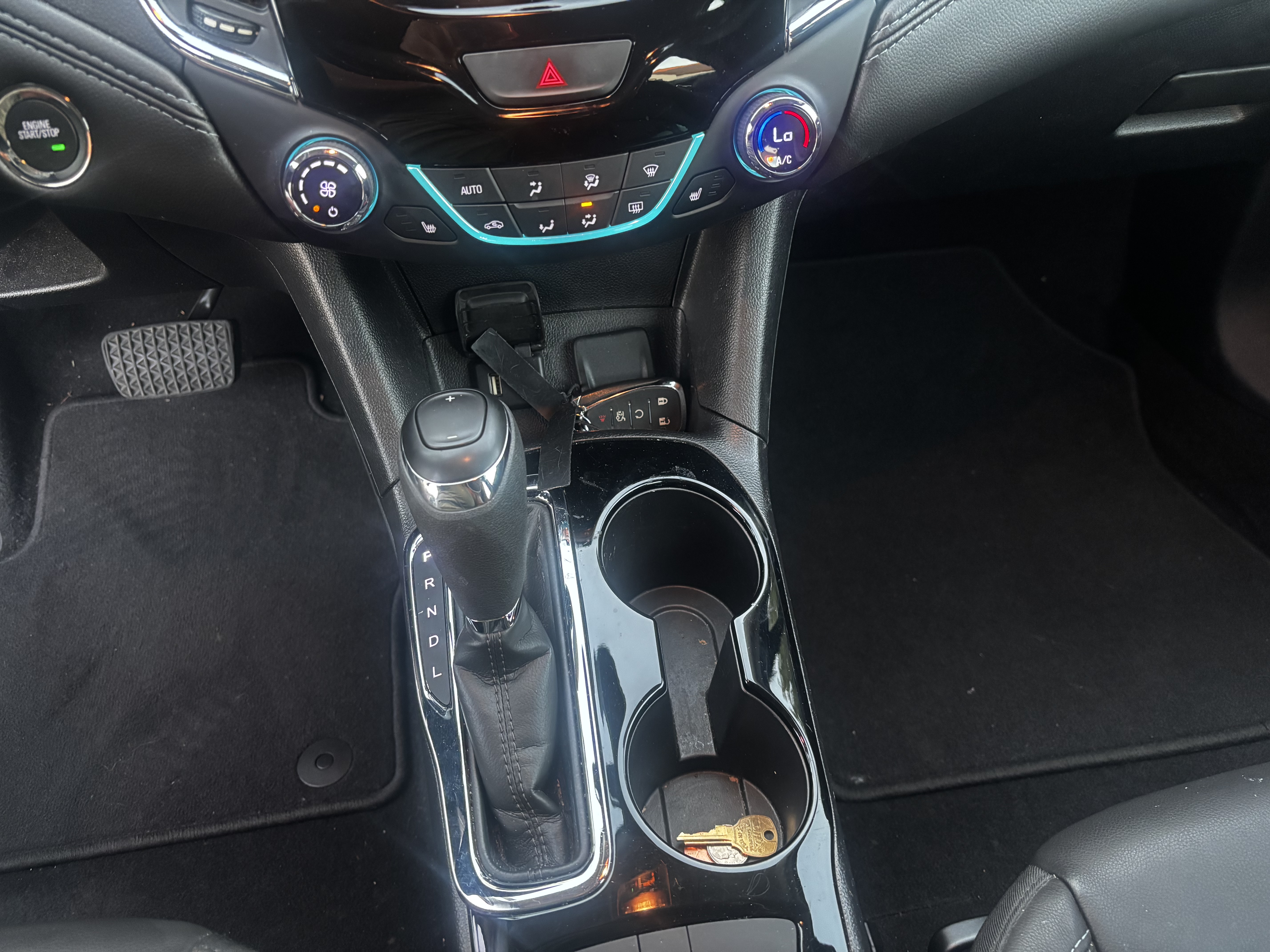 Used 2018 Chevrolet Cruze Premier w/ Enhanced Convenience Package FWD image 15