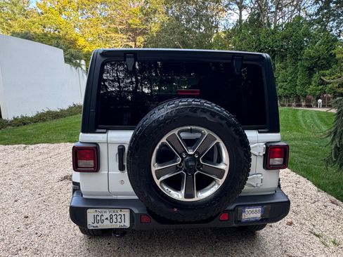 Used 2019 Jeep Wrangler Unlimited Sahara w/ Dual Top Group image 2