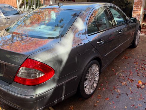 Used 2008 Mercedes-Benz E 350 Sedan image 9