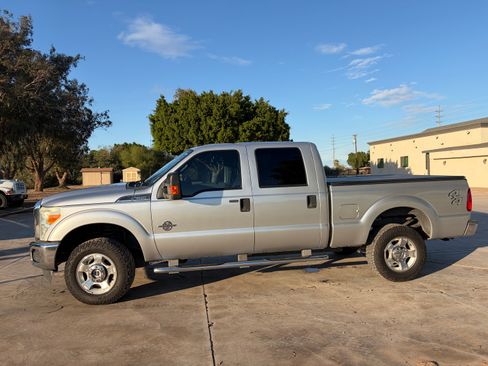 Used 2015 Ford F350 XLT w/ XLT Interior Package image 1