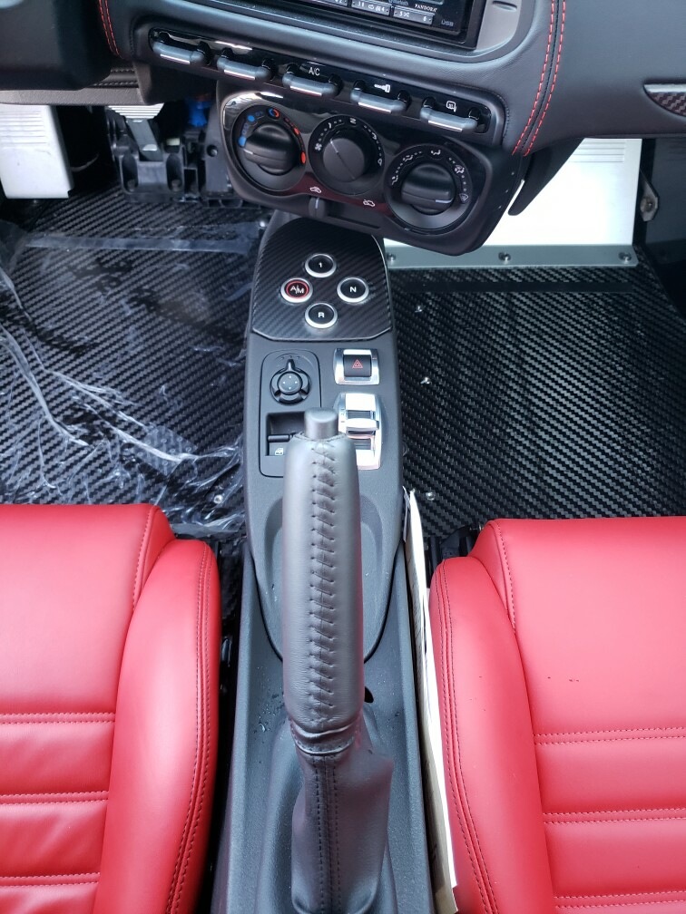 Used 2020 Alfa Romeo 4C Spider RWD image 10
