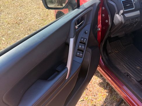 Used 2016 Subaru Forester 2.0XT Premium image 10