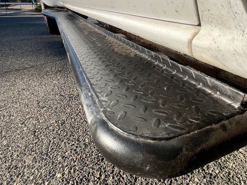 Used 2007 Chevrolet Silverado 3500 2WD Crew Cab w/ Heavy-Duty Power Package image 5