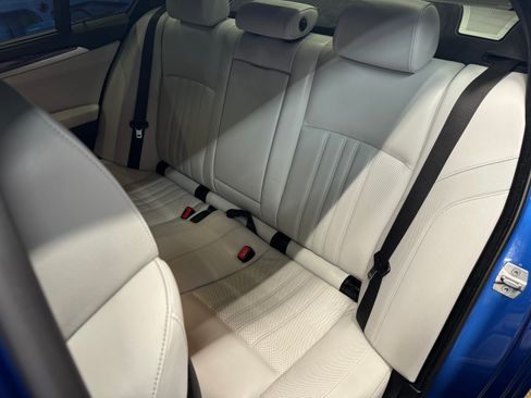 Used 2016 BMW M5 image 10