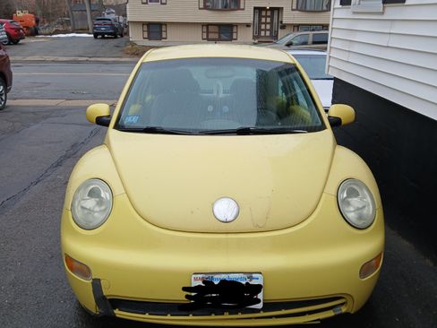 Used 2003 Volkswagen Beetle GL image 3