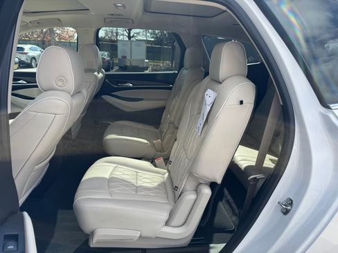 Used 2022 Buick Enclave Avenir w/ Trailering Package, 5000 lbs. image 5