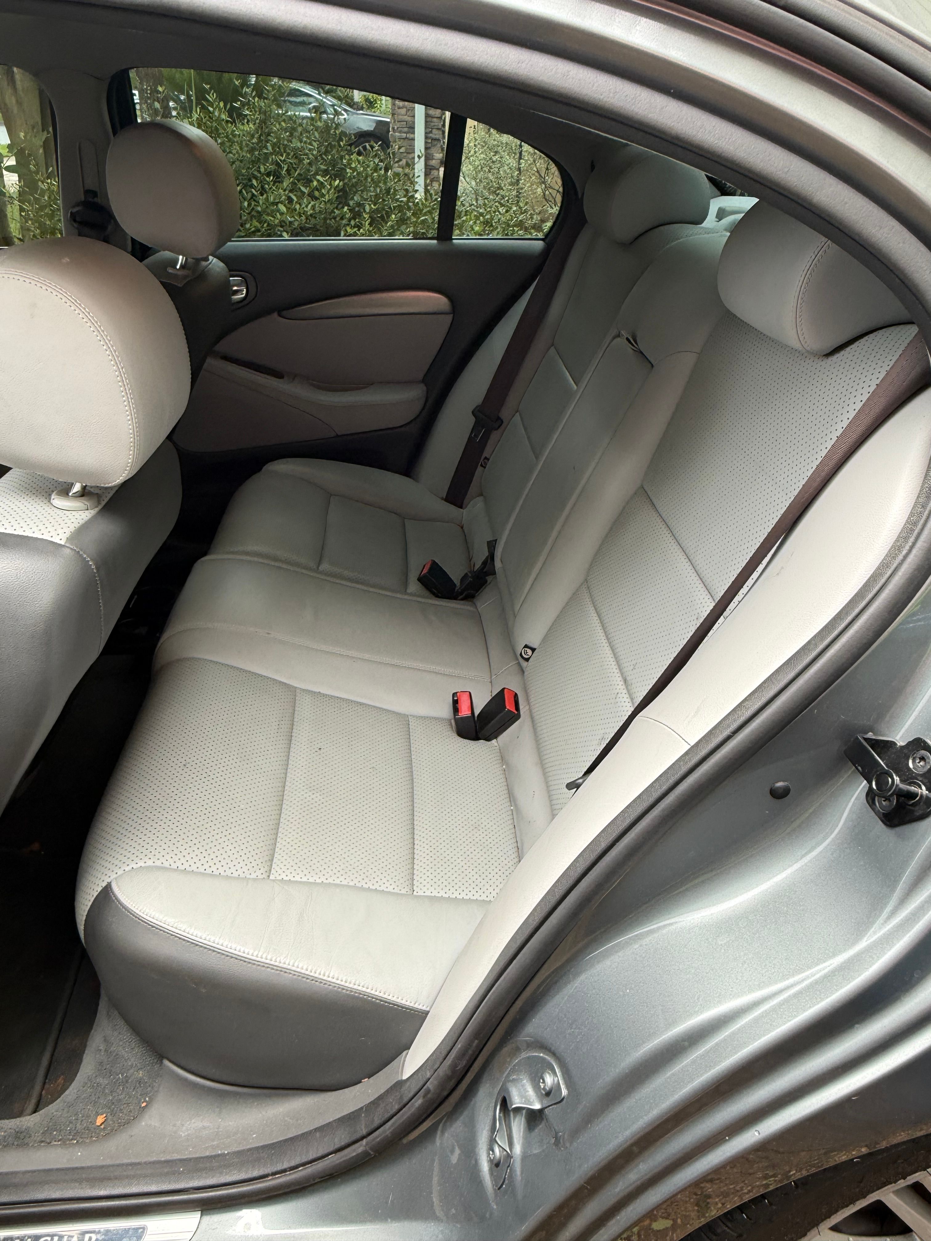 Used 2005 Jaguar S-TYPE 4.2 RWD image 4