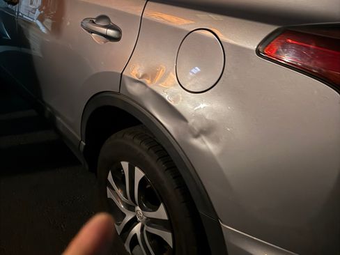 Used 2017 Toyota RAV4 LE image 24