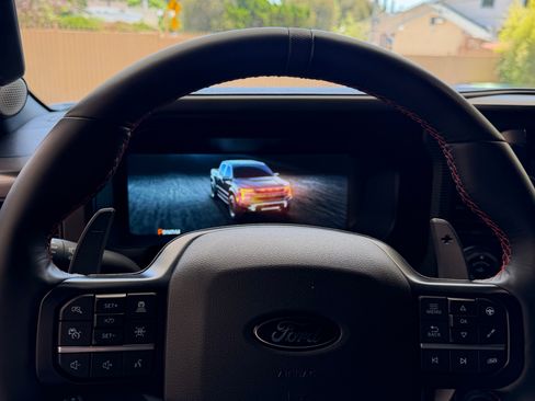 Used 2025 Ford F150 Raptor AWD/4WD image 2