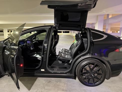 Used 2016 Tesla Model X 75D AWD/4WD image 12