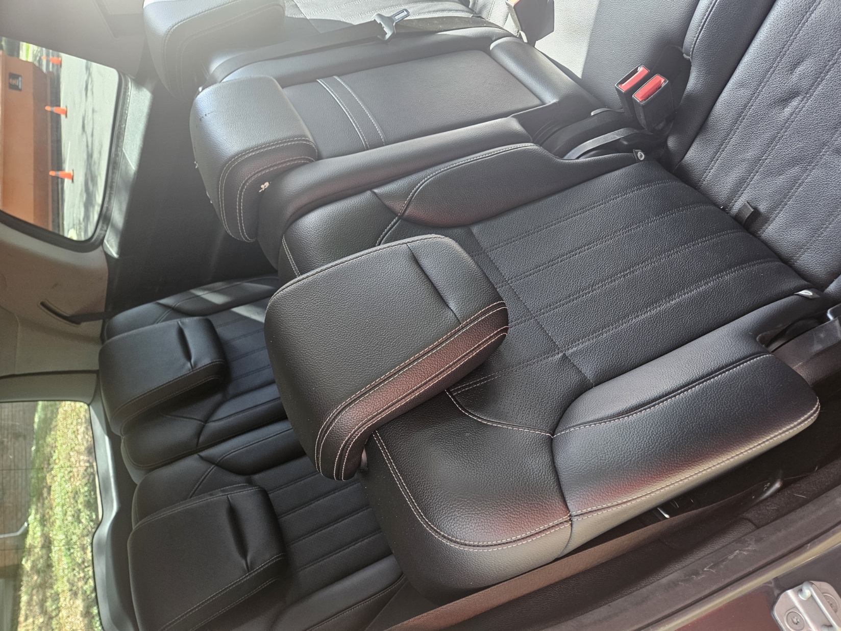 Used 2016 Mercedes-Benz GL 450 4MATIC image 9
