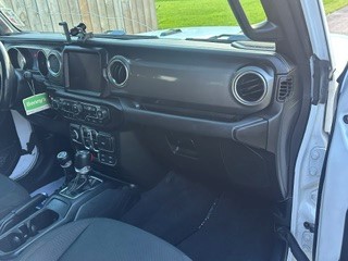 Used 2021 Jeep Wrangler Unlimited Sahara AWD/4WD image 20