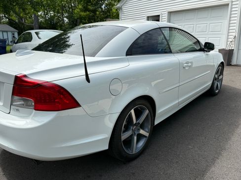 Used 2013 Volvo C70 T5 FWD image 9