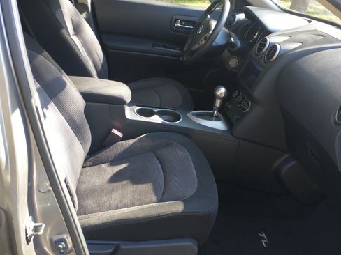 Used 2010 Nissan Rogue SL image 12