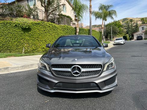 Used 2015 Mercedes-Benz CLA 250 image 2