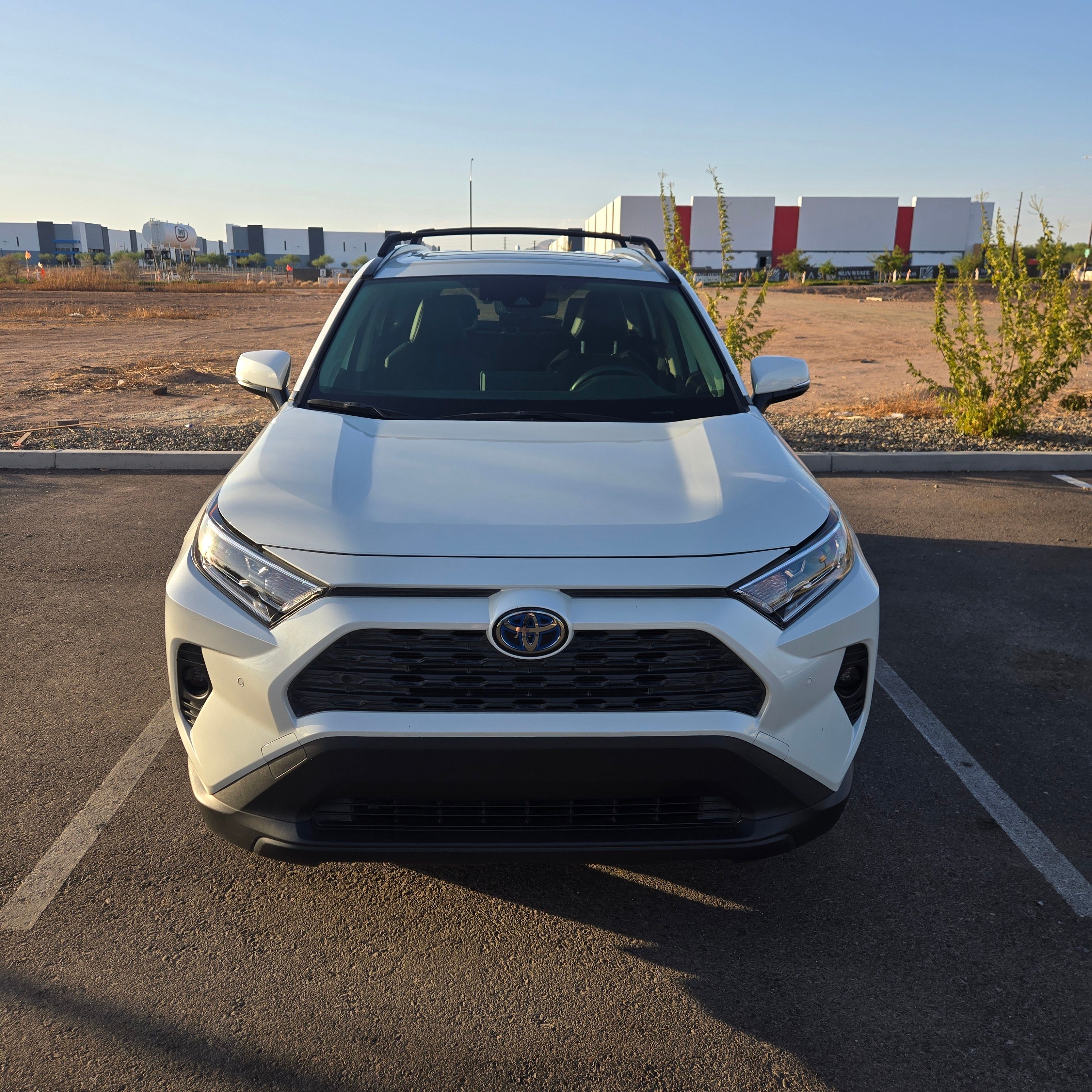 Used 2021 Toyota RAV4 XLE Premium AWD/4WD image 2