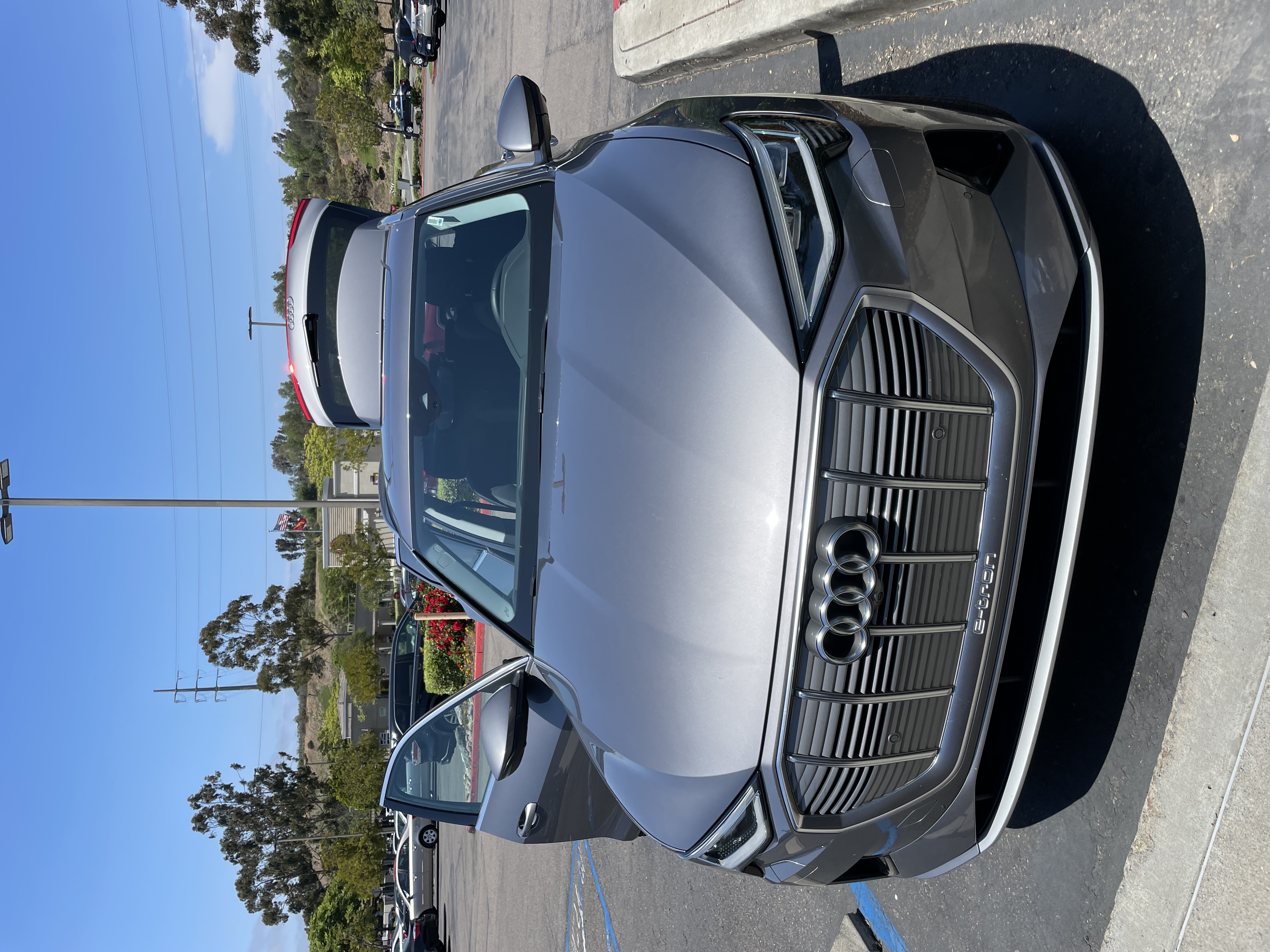 Used 2019 Audi e-tron Premium Plus AWD/4WD image 1