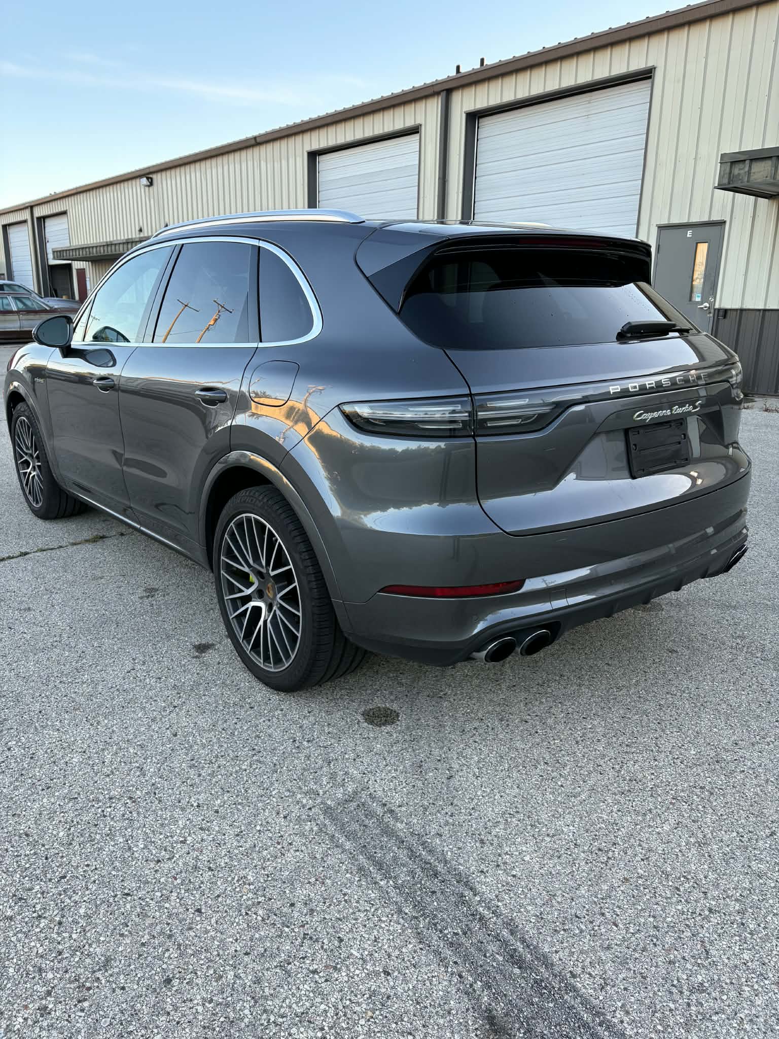 Used 2021 Porsche Cayenne Turbo S AWD/4WD image 8