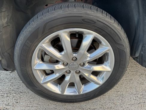 Used 2015 Jeep Cherokee Limited w/ Luxury Group image 11