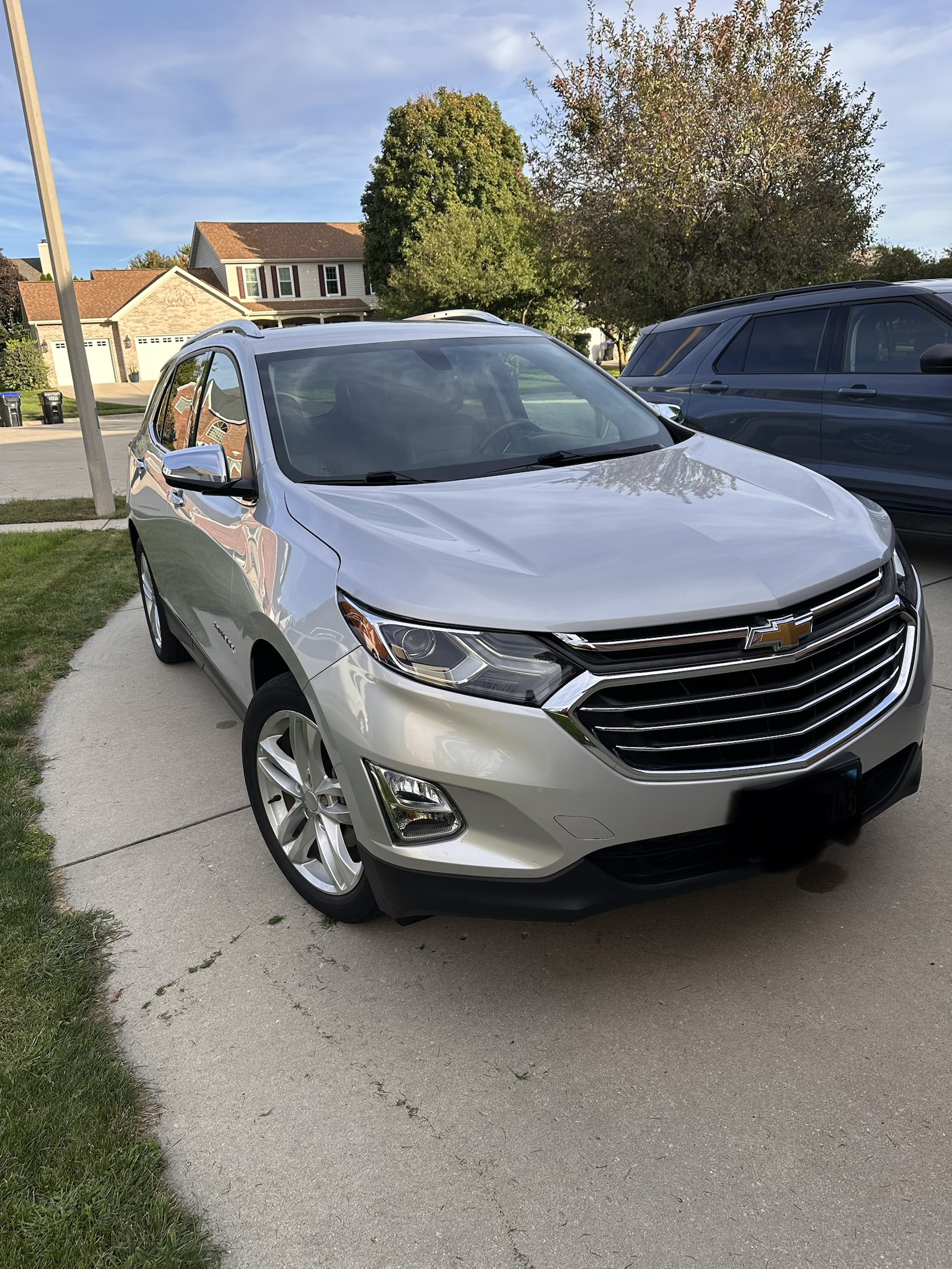 Used 2019 Chevrolet Equinox Premier FWD image 13