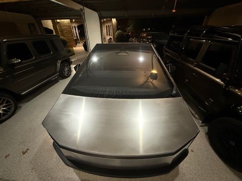 Used 2024 Tesla Cybertruck Cyberbeast image 17