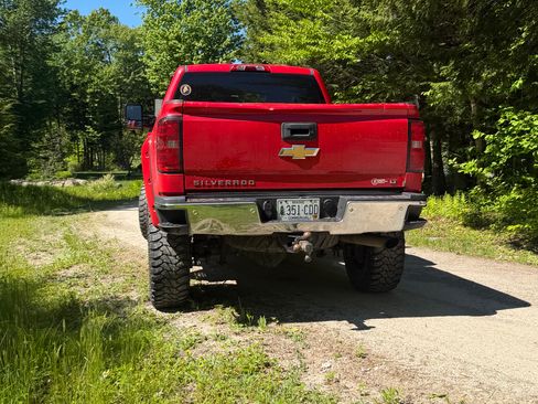 Used 2016 Chevrolet Silverado 2500 LT w/ All Star Edition AWD/4WD image 8