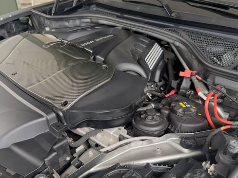 Used 2017 BMW X5 M AWD/4WD image 21