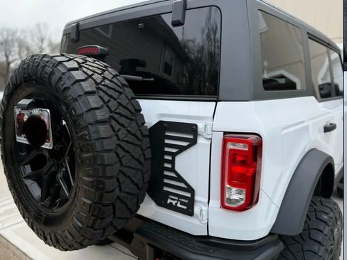 Used 2024 Ford Bronco Black Diamond image 11