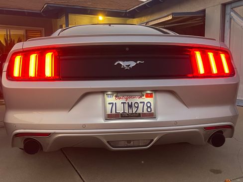 Used 2015 Ford Mustang EcoBoost Coupe 2D w/ Enhanced Security Package image 4