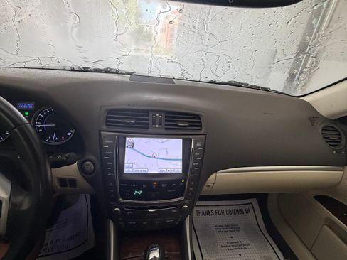 Used 2011 Lexus IS 250 250 Sedan 4D w/ Premium Pkg Value Edition image 12