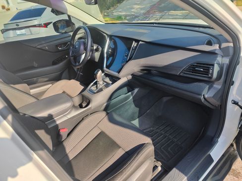 Used 2023 Subaru Outback Premium image 10