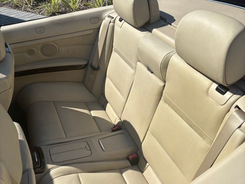 Used 2007 BMW 328i 328i Convertible 2D image 12