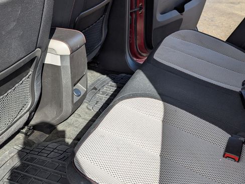 Used 2015 GMC Terrain SLE image 13