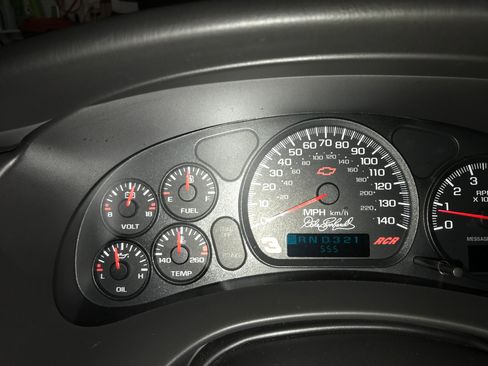 Used 2002 Chevrolet Monte Carlo SS w/ Pace Car Replica Pkg image 20