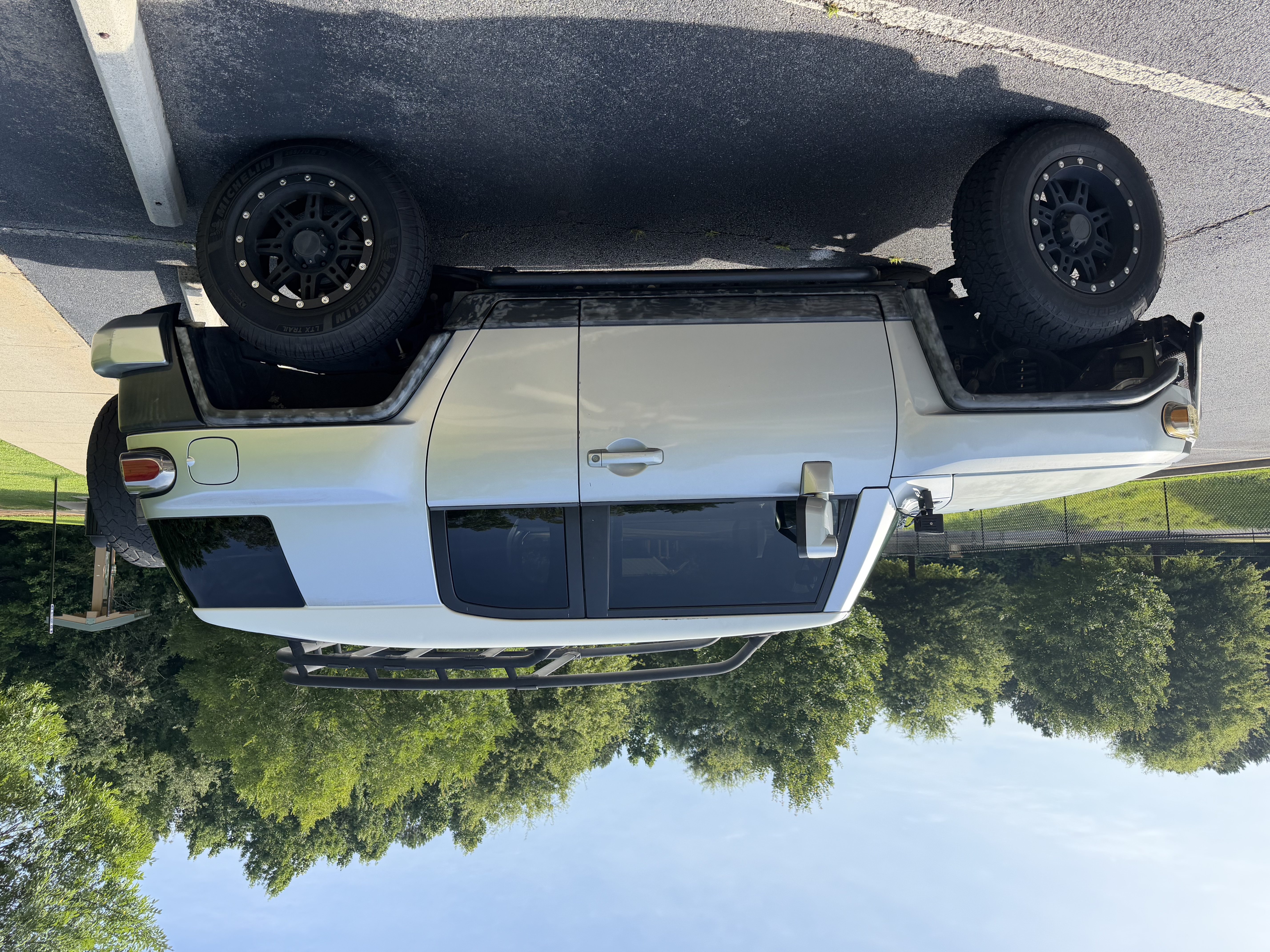 Used 2007 Toyota FJ Cruiser 2WD image 4