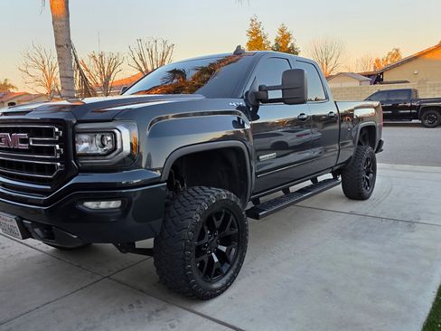 Used 2017 GMC Sierra 1500 4x4 Double Cab w/ Elevation Edition image 10