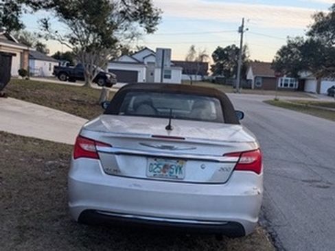 Used 2012 Chrysler 200 Touring image 9