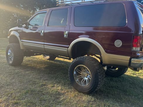 Used 2000 Ford Excursion Limited AWD/4WD image 6