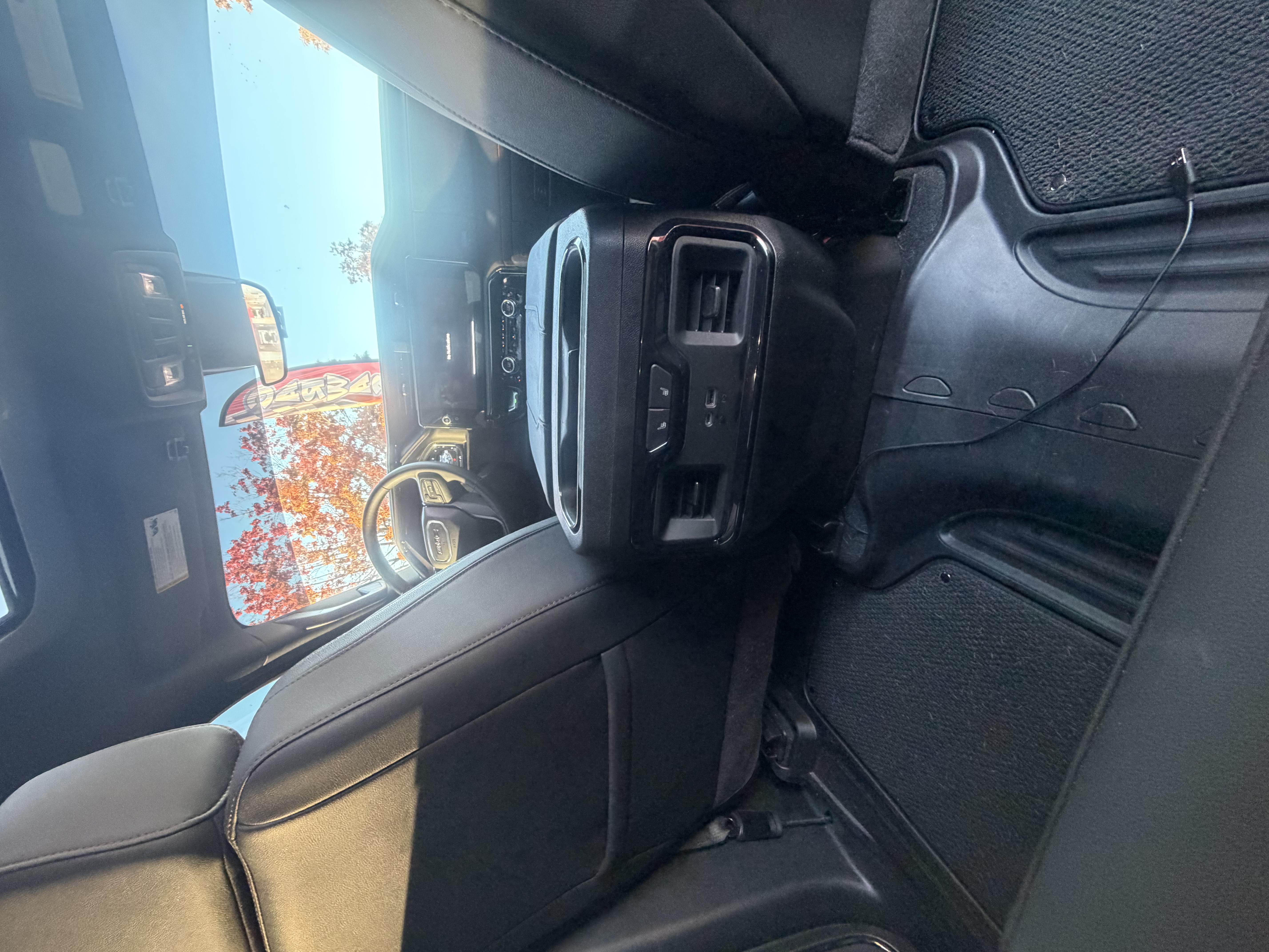 Used 2025 GMC Sierra 1500 AT4 w/ AT4 Premium Package AWD/4WD image 14