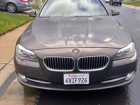 Used 2012 BMW 528i Sedan image 2