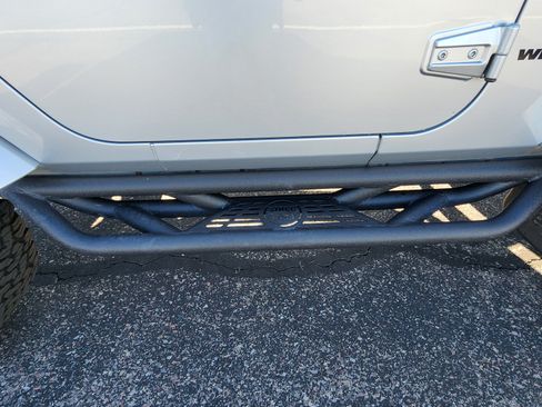 Used 2008 Jeep Wrangler Sahara w/ Dual Top Group image 15