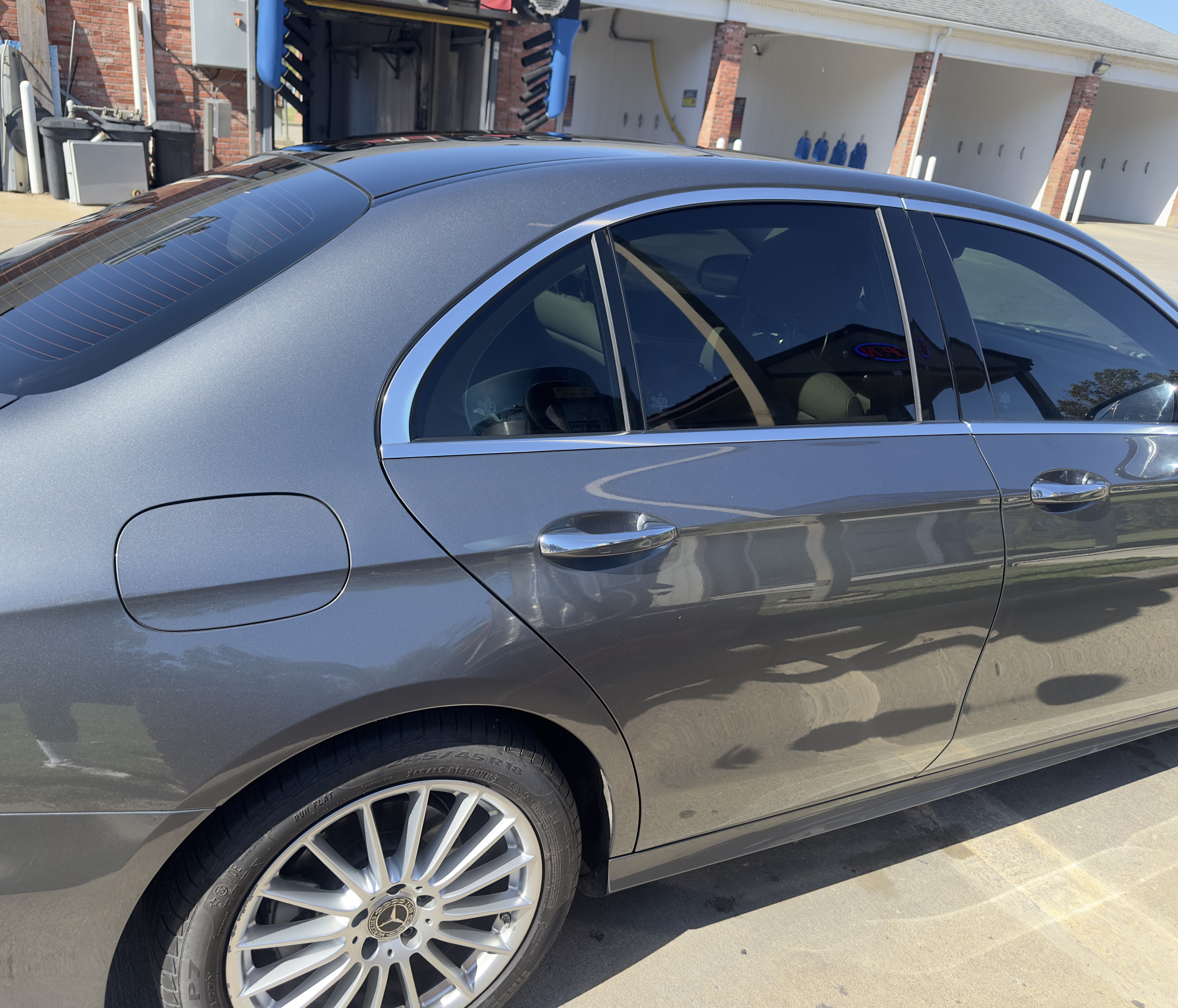 Used 2021 Mercedes-Benz E 350 4MATIC Sedan image 10