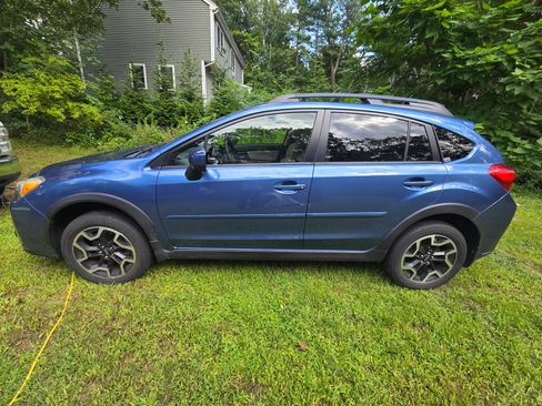 Used 2017 Subaru Crosstrek 2.0i Premium AWD/4WD image 1