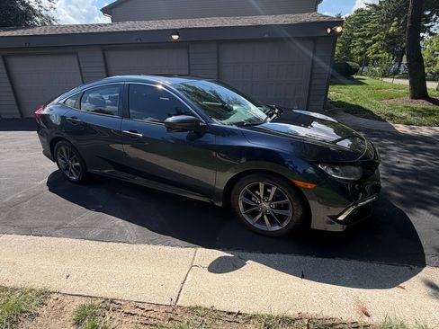Used 2020 Honda Civic EX image 5