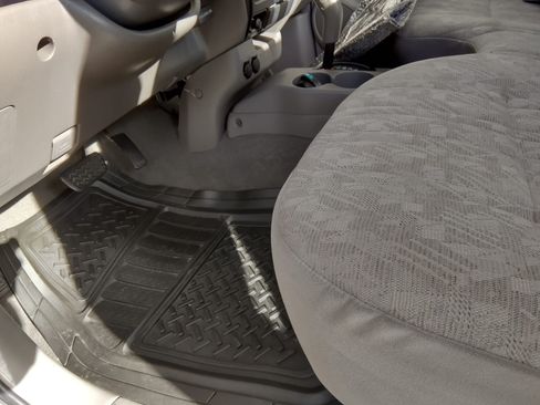 Used 2003 Toyota Tacoma PreRunner RWD image 13