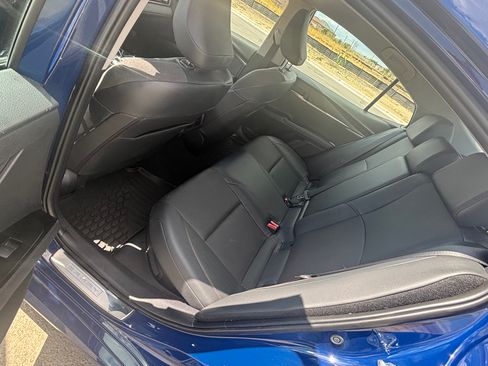 Used 2025 Toyota Camry XLE image 13